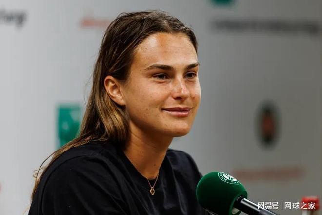 从选手的坚 从选手的坚